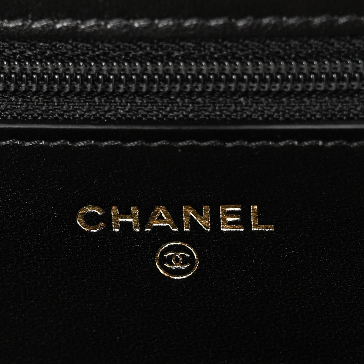 Lambskin Quilted Chanel 19 Wallet On Chain WOC Black