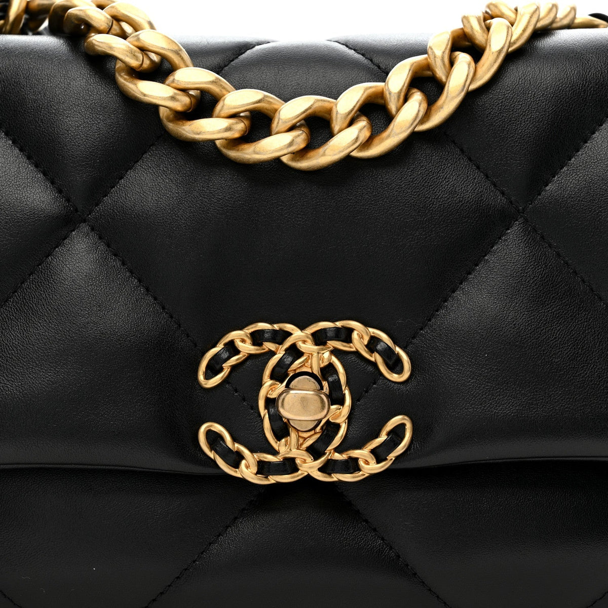 Lambskin Quilted Medium Chanel 19 Flap Black