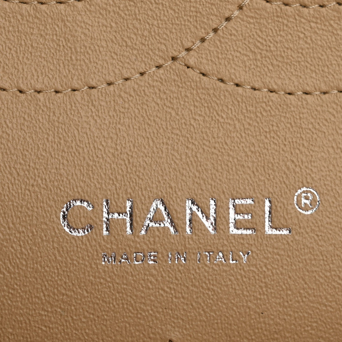 Caviar Quilted Jumbo Double Flap Beige Clair