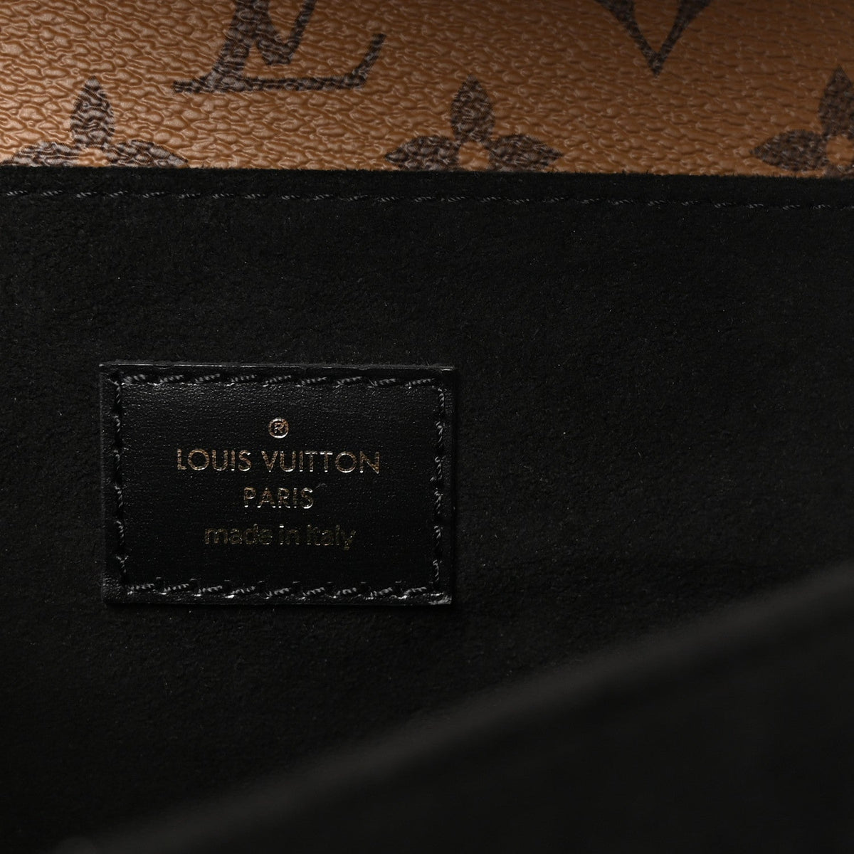 Reverse Monogram Pochette Metis