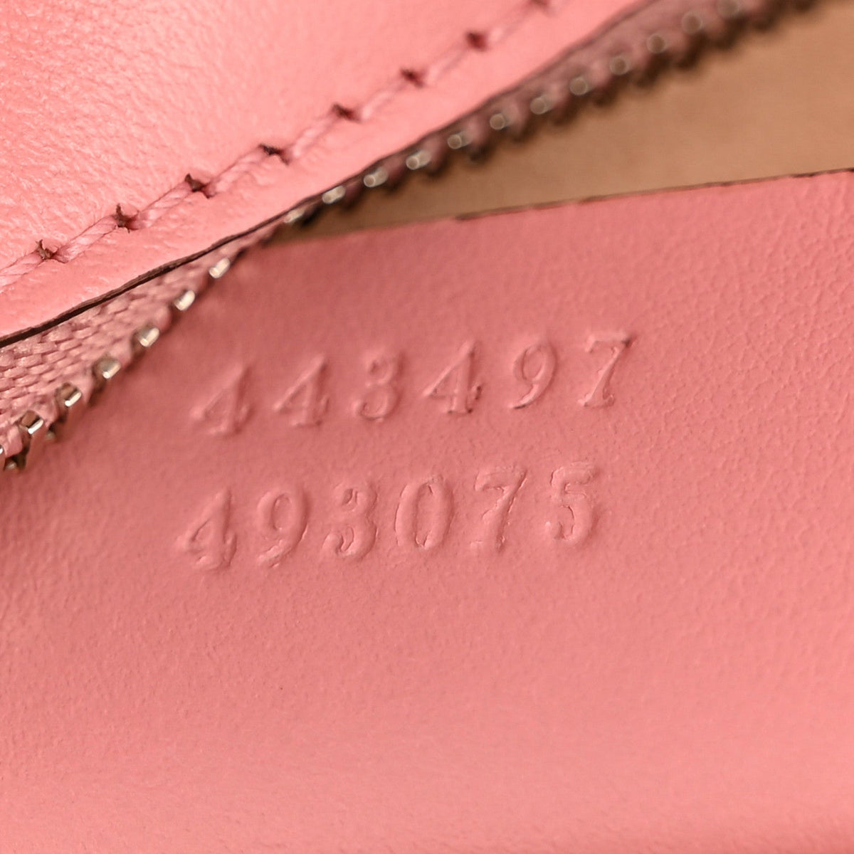 Calfskin Matelasse Small GG Marmont Shoulder Bag Wild Rose