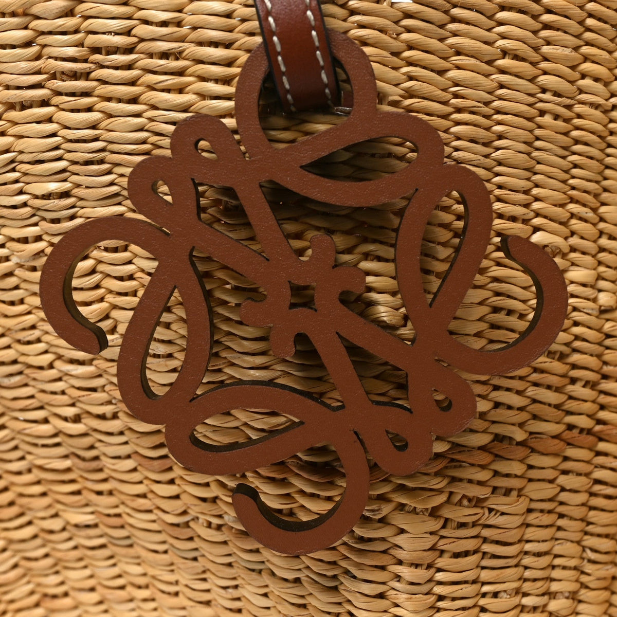 Calfskin Raffia Paulas Ibiza Small Shell Basket Tote Bag Natural Tan