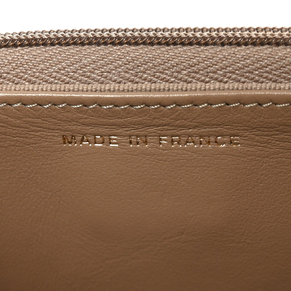 Caviar Quilted Wallet on Chain WOC Beige