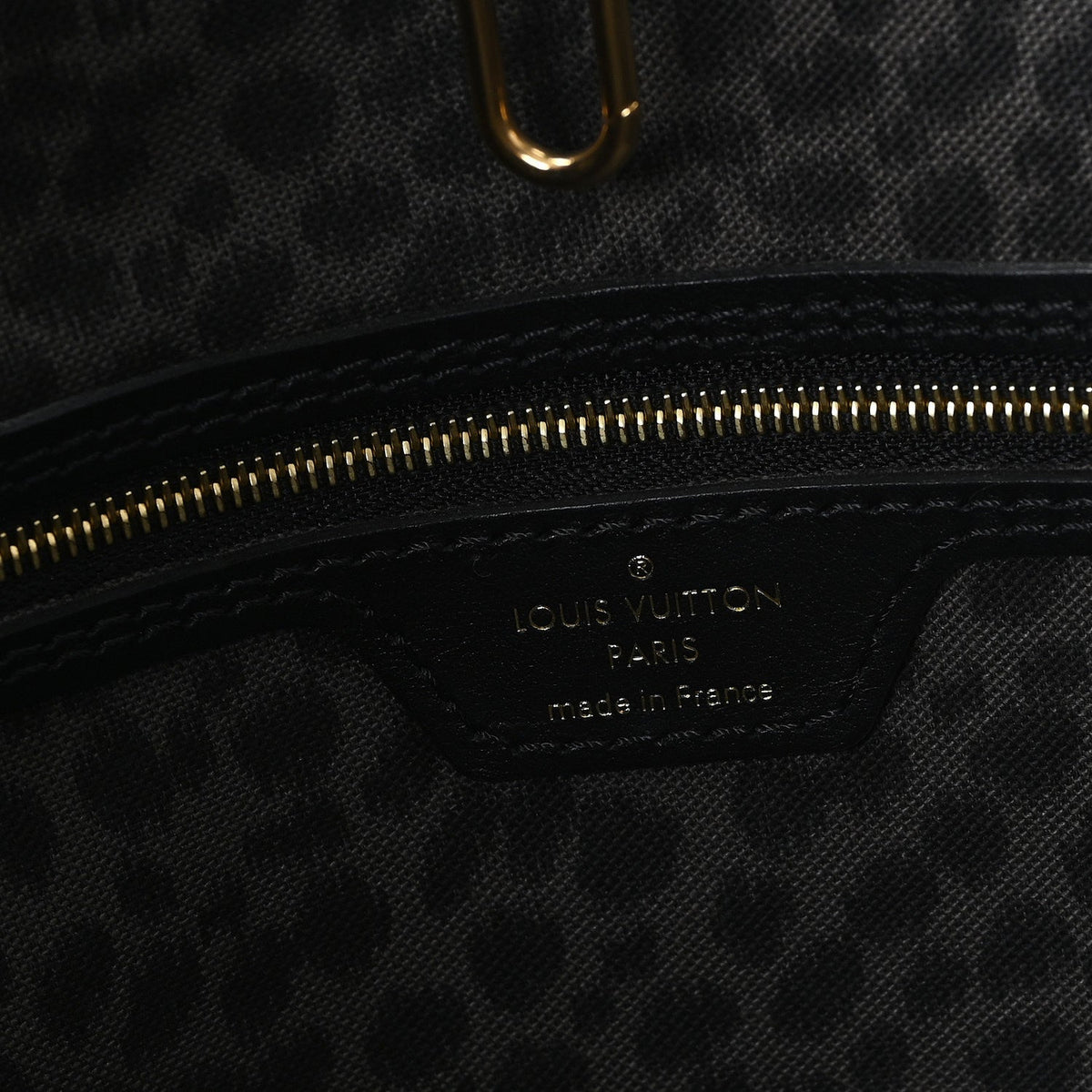 Monogram Giant Wild at Heart Neverfull MM Black