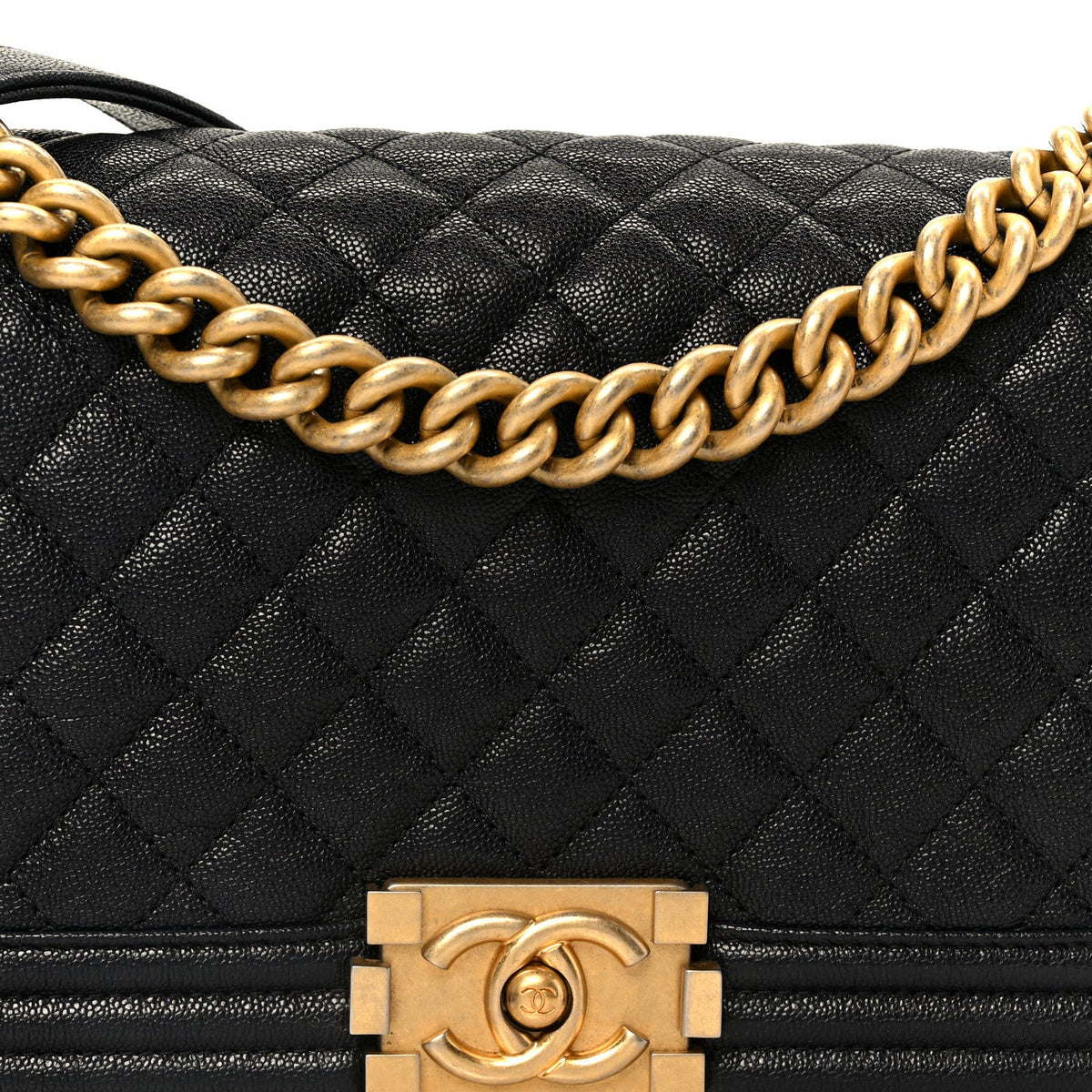 Caviar Quilted Medium Boy Flap Navy