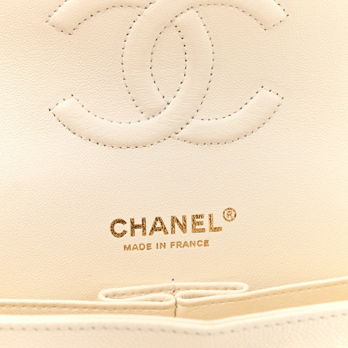 Caviar Quilted Medium Double Flap White