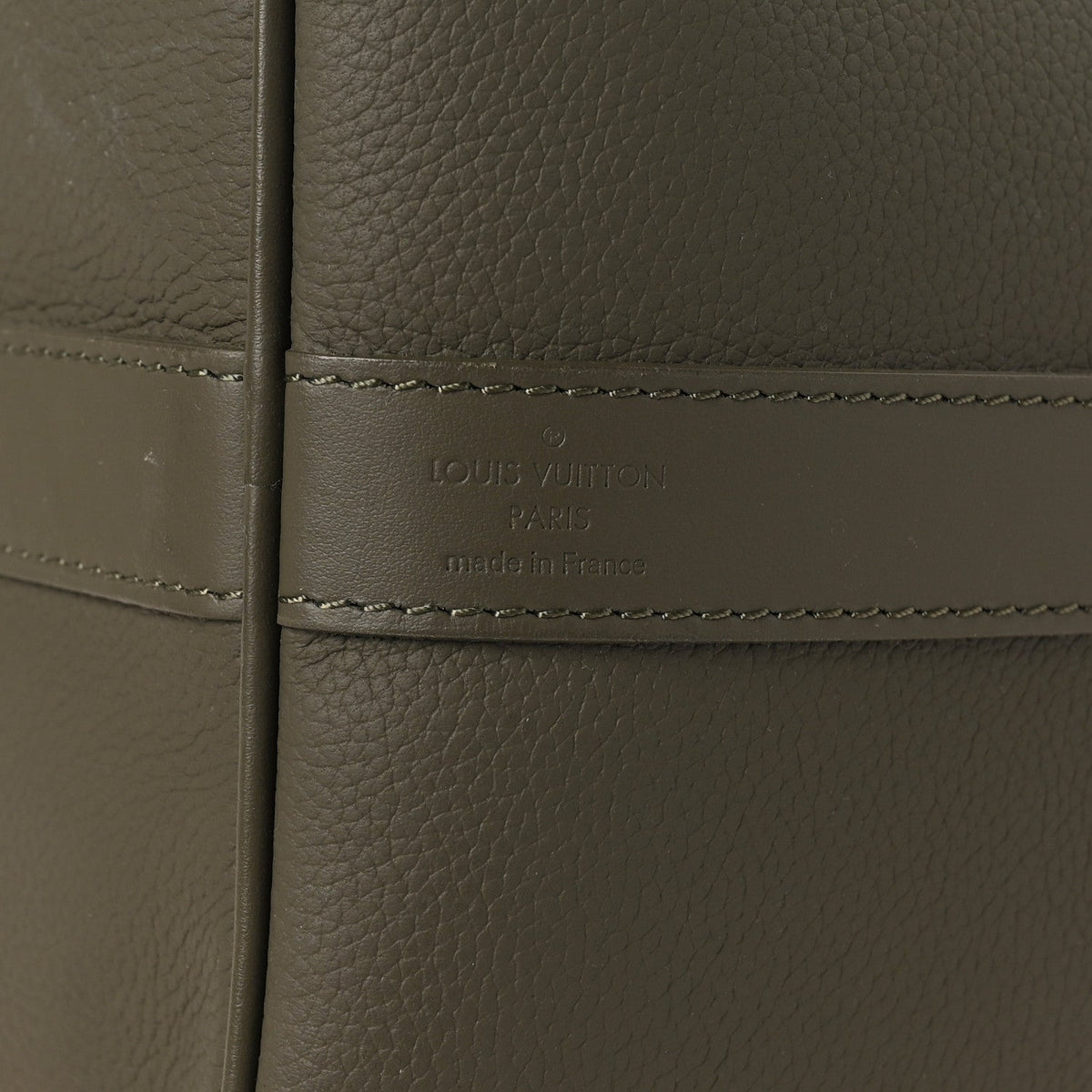 Grained Calfskin Aerogram Keepall Bandouliere 50 Khaki