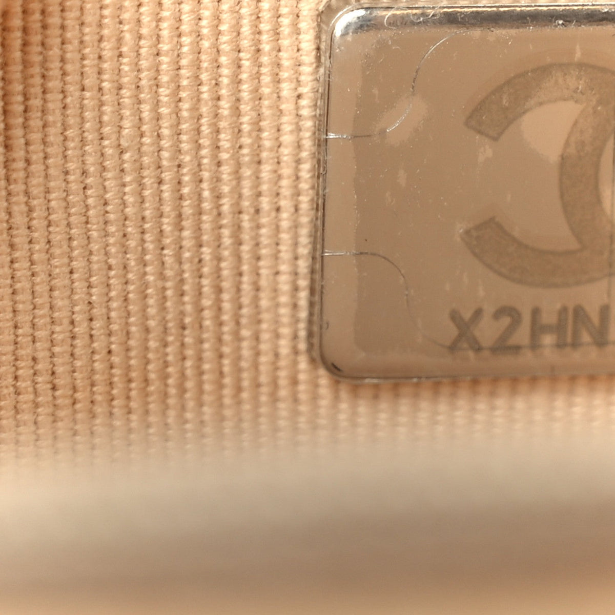 Caviar Quilted Wallet on Chain WOC Beige