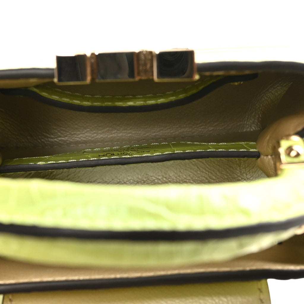 Iridescent Alligator Nano Capucines Lime