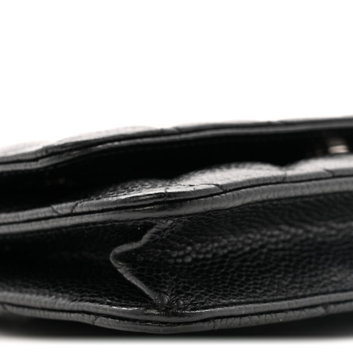 Caviar Quilted Wallet on Chain WOC Black