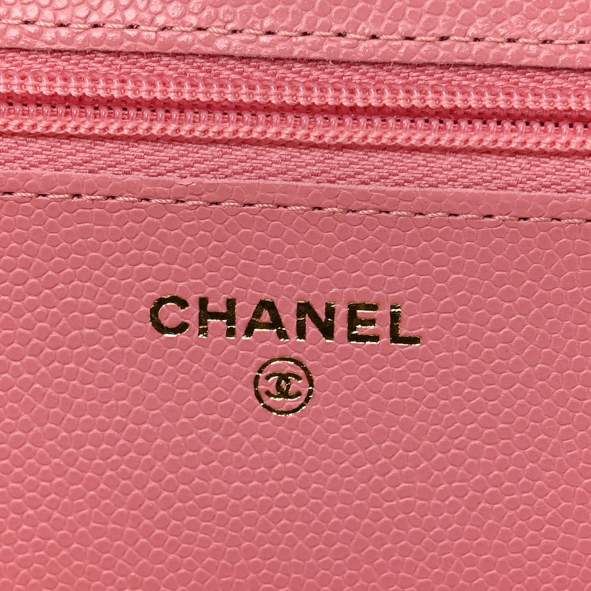 Caviar Quilted Wallet on Chain WOC Pink