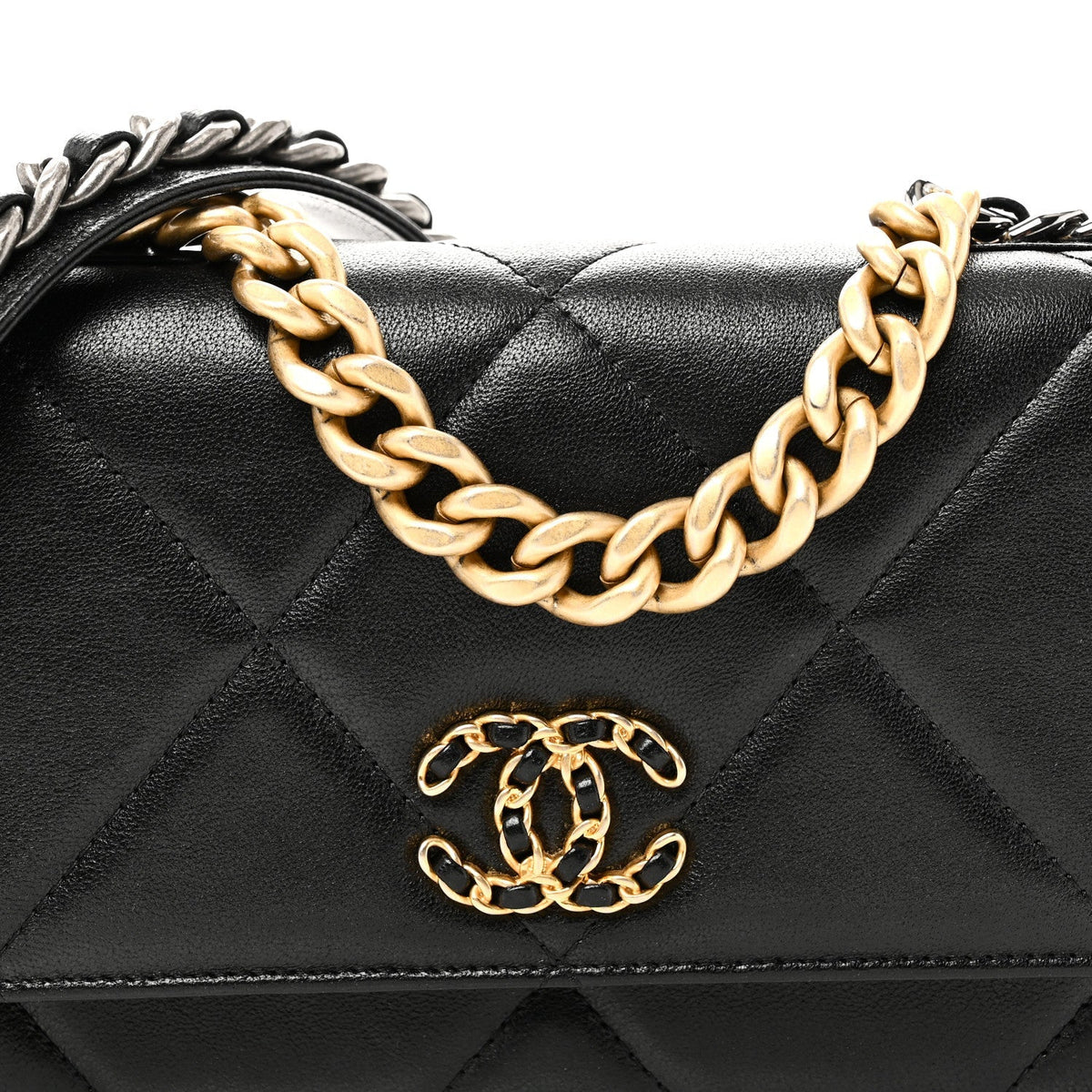 Lambskin Quilted Chanel 19 Wallet On Chain WOC Black