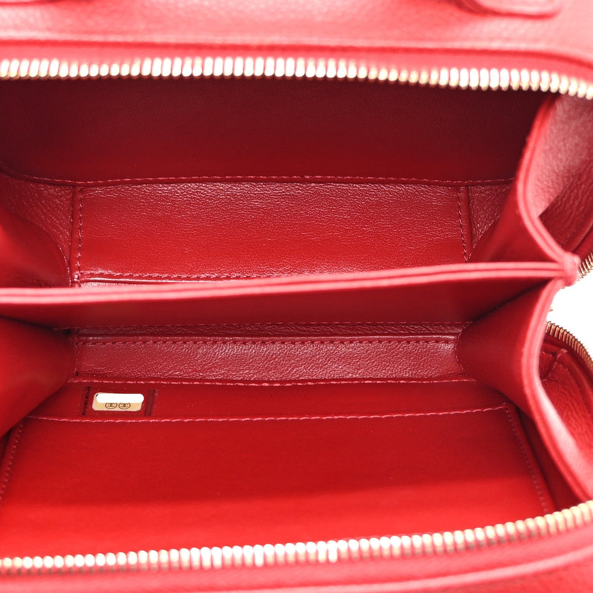 Caviar Quilted Small CC Filigree Vanity Case Red