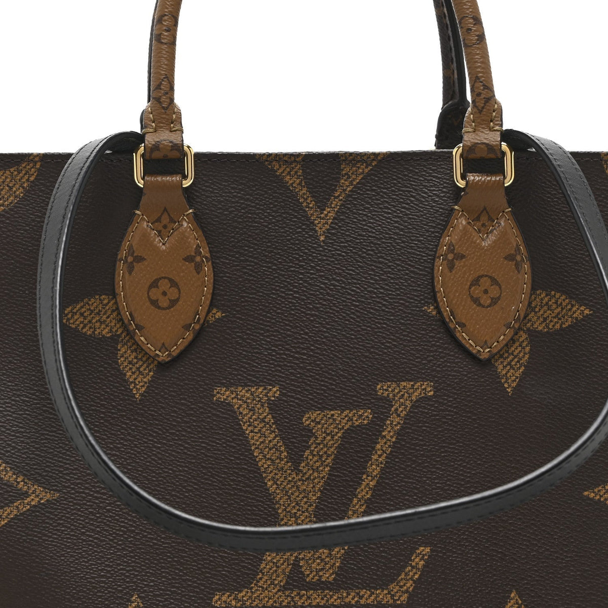 Reverse Monogram Giant Onthego MM