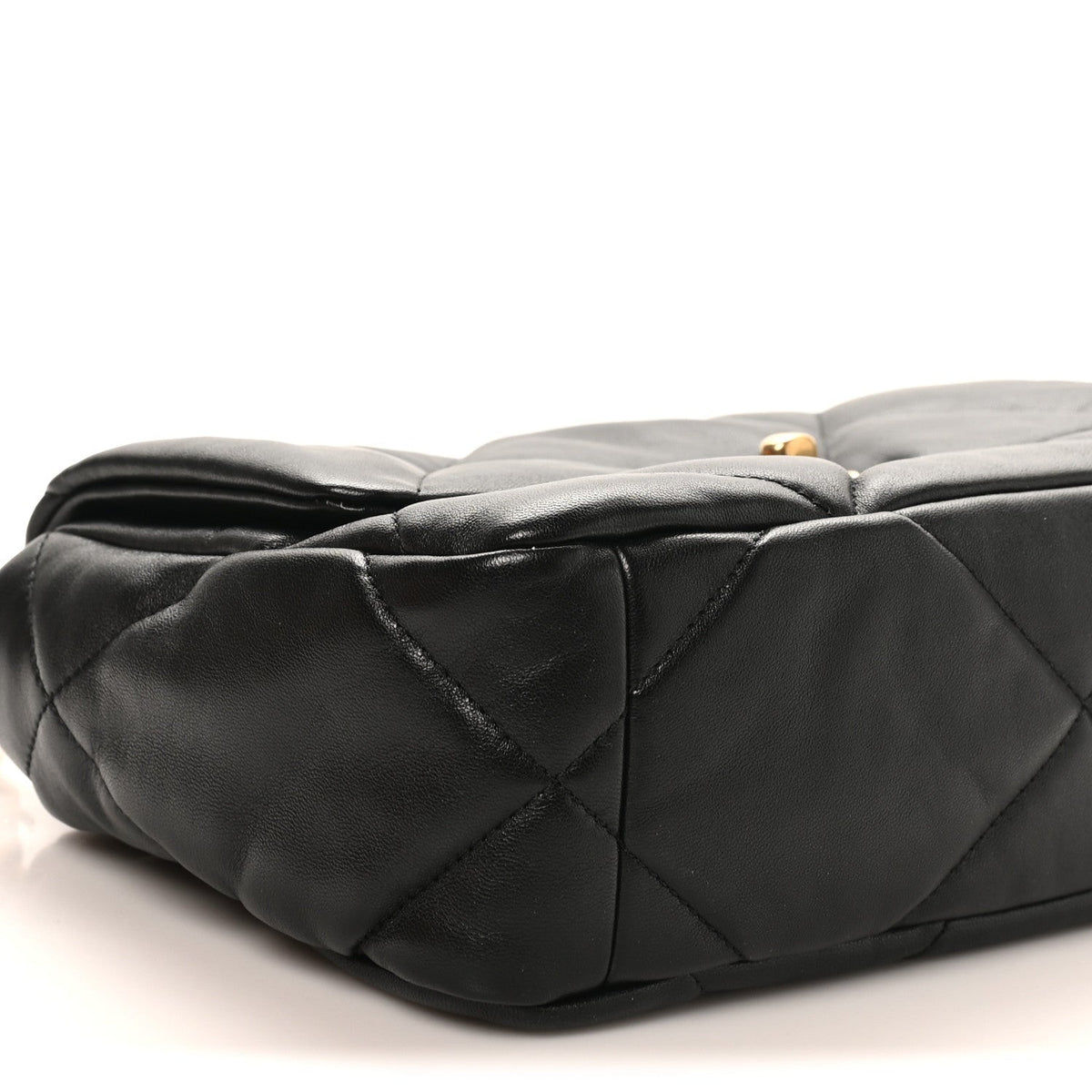 Lambskin Quilted Medium Chanel 19 Flap Black