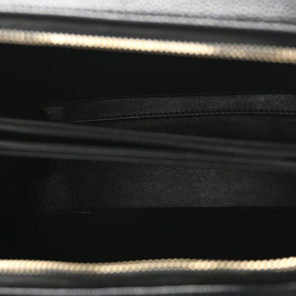 Caviar Quilted Medium CC Filigree Vanity Case Black