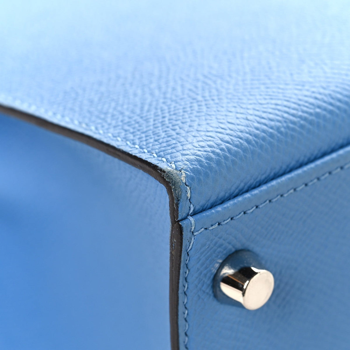 Epsom Kelly Sellier 28 Bleu Paradise