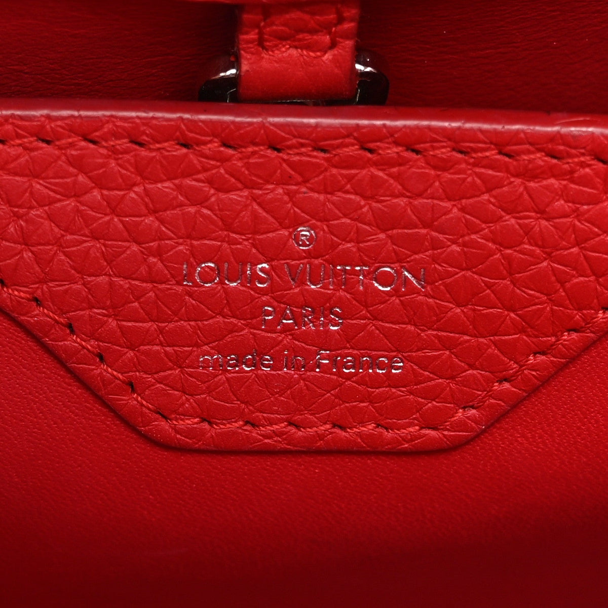Taurillon Capucines BB Scarlet Red