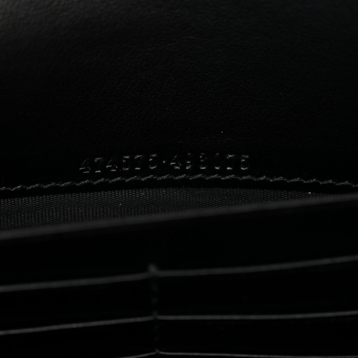 Calfskin Matelasse GG Marmont Chain Wallet Black