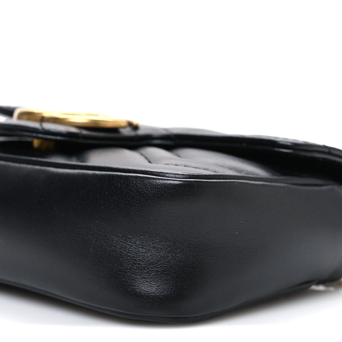 Calfskin Matelasse Super Mini GG Marmont Shoulder Bag Black