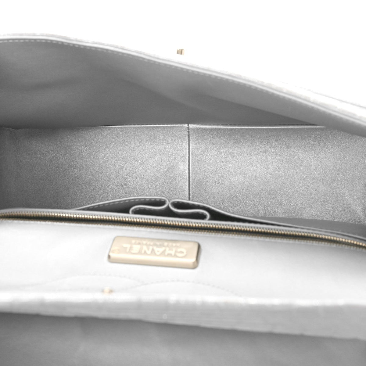 Iridescent Alligator Jumbo Double Flap Light Grey