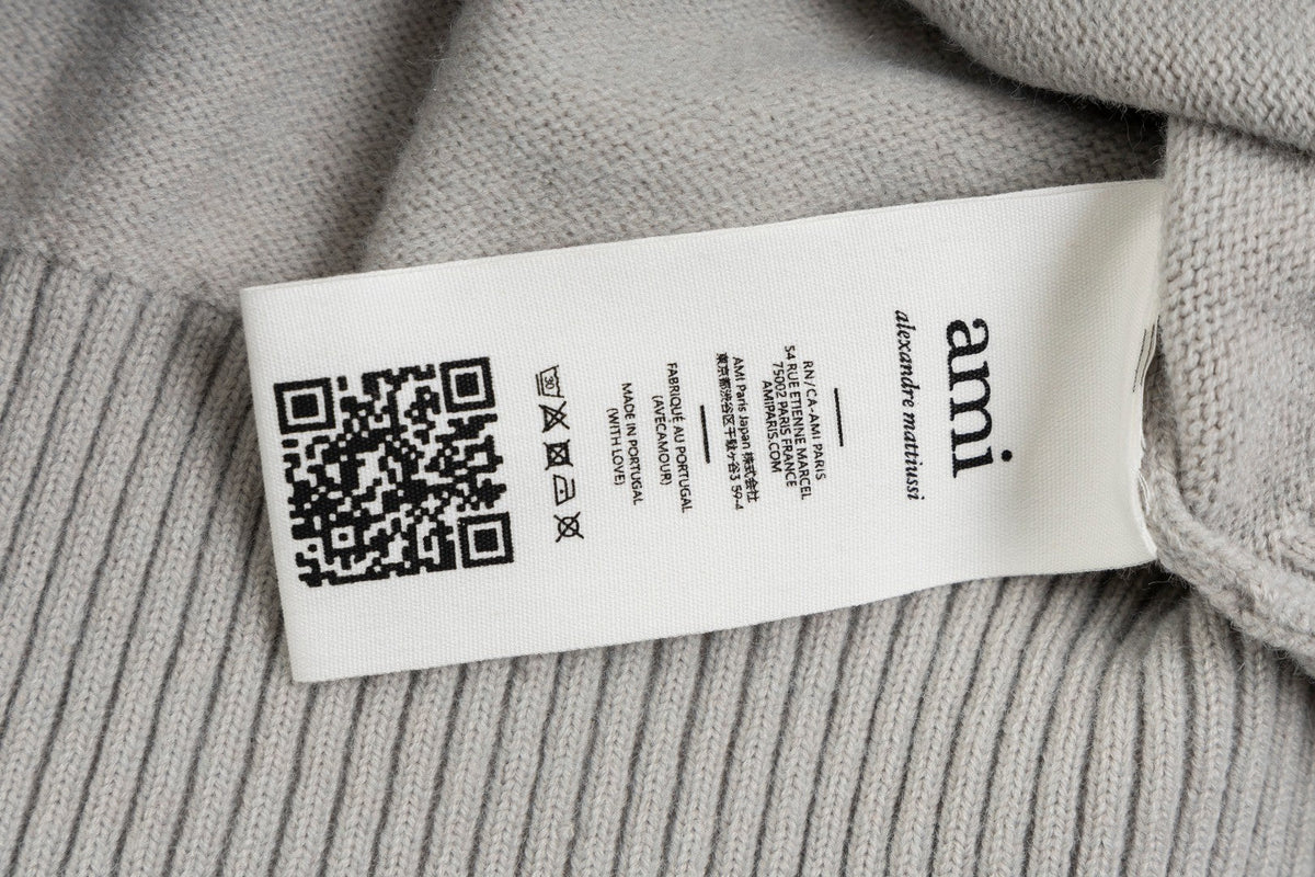 AMI Paris Classic Jacquard Heart Crewneck Sweater – 2025SS