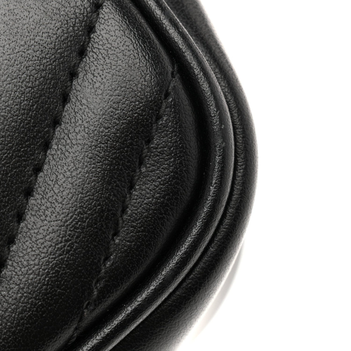 Calfskin Matelasse Monochrome Small GG Marmont Chain Shoulder Bag Black