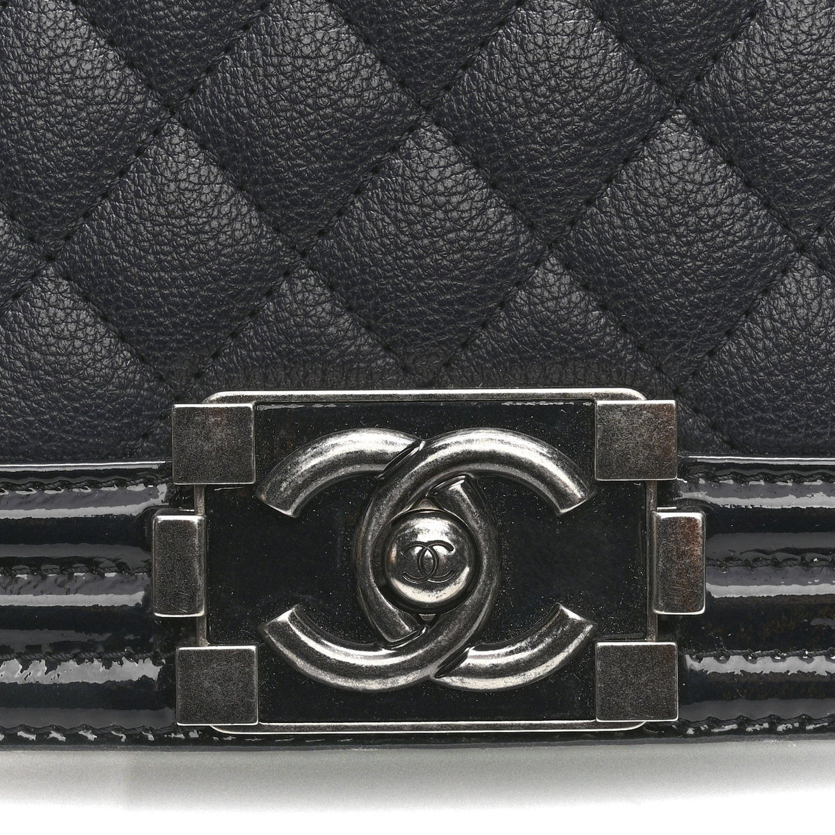 Goatskin Quilted Patent Medium Duo Boy Flap Dark Blue