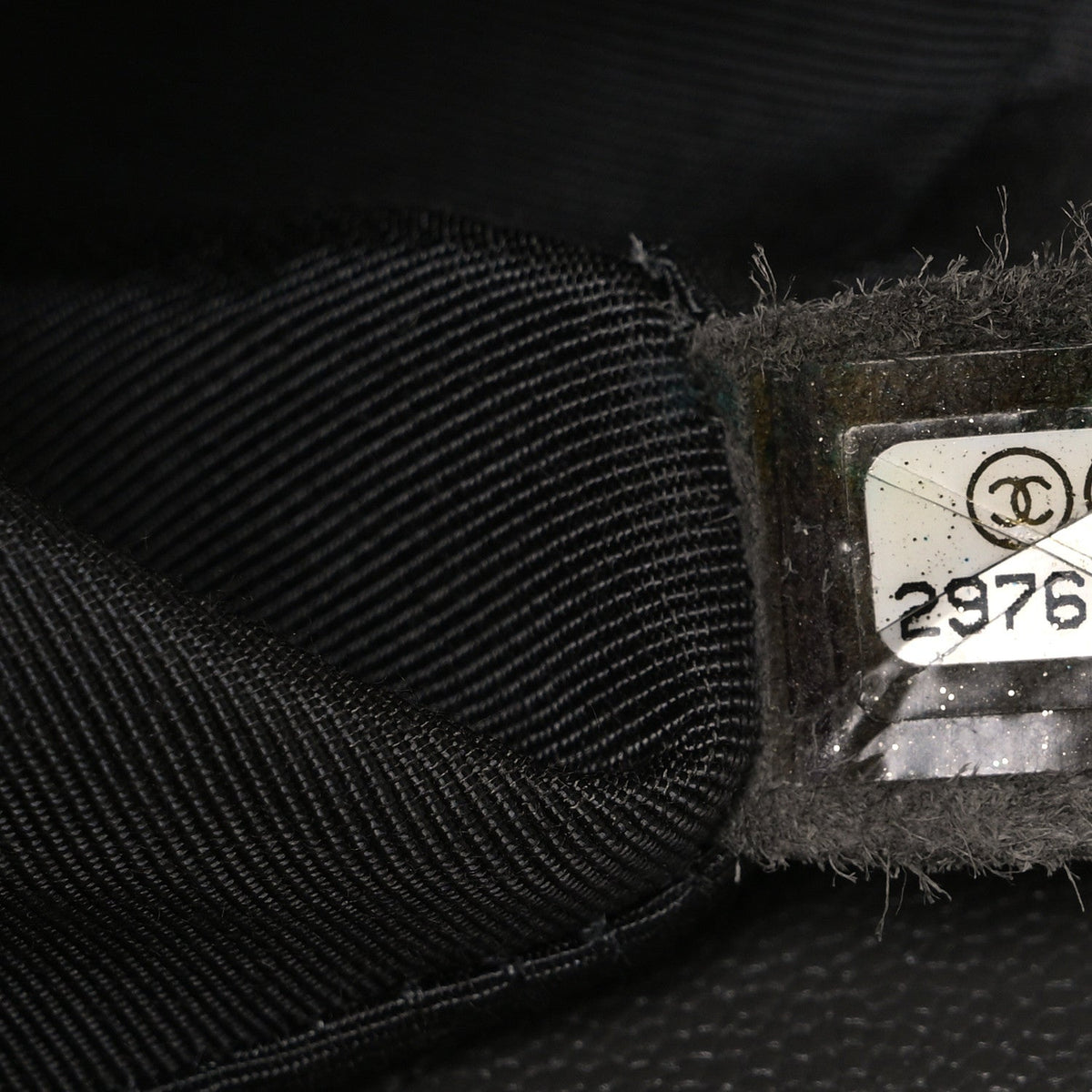 Caviar Quilted Medium Boy Flap Dark Grey