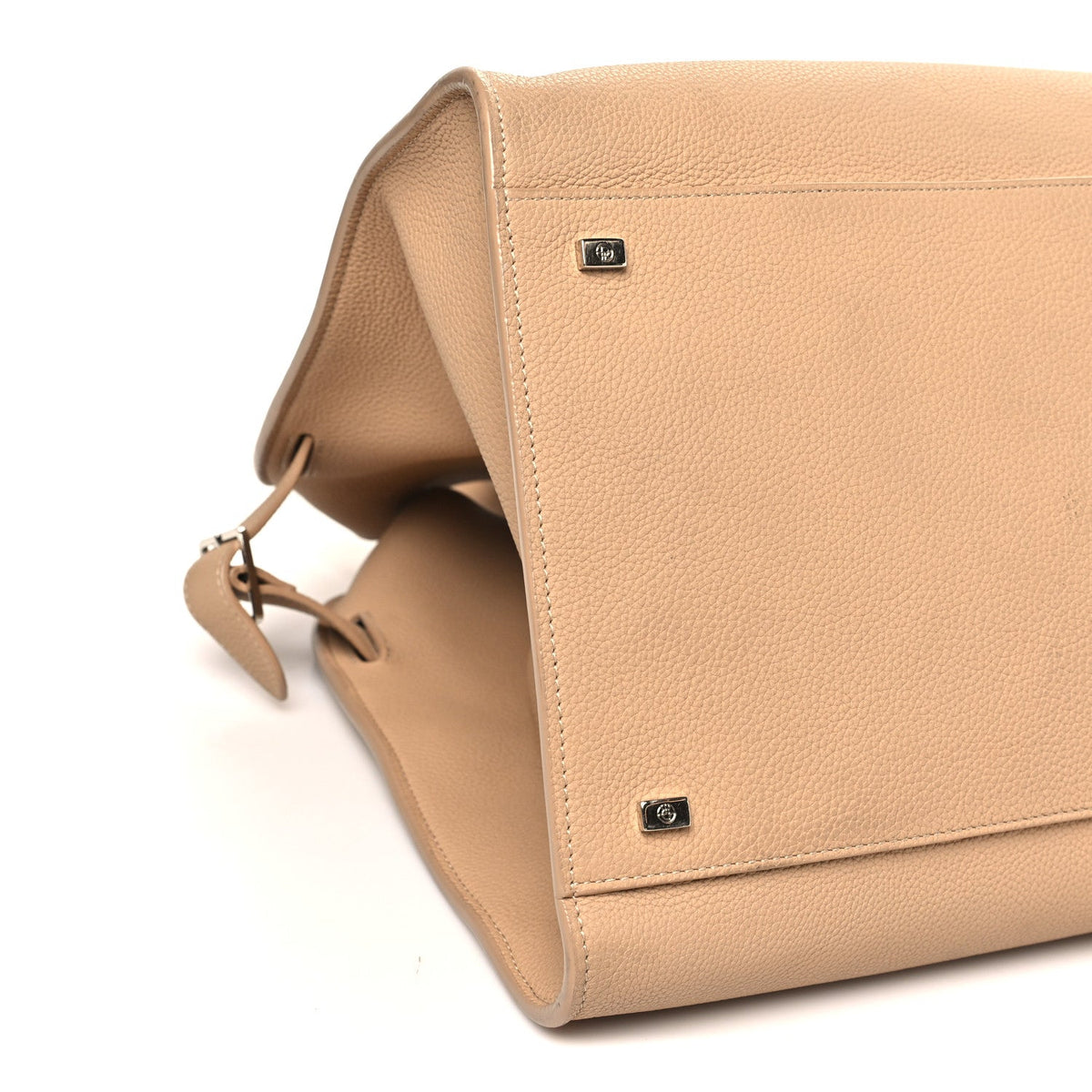 Matte Grained Calfskin Soft Margaux 17 Light Camel