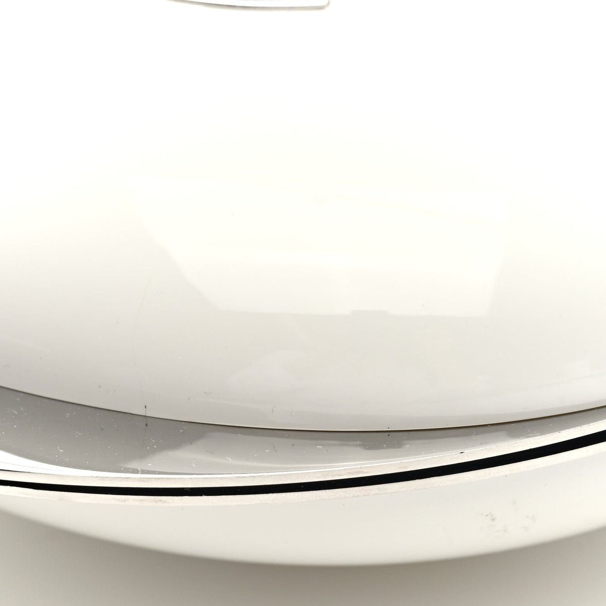 Resin CC Evening On The Moon Minaudiere White