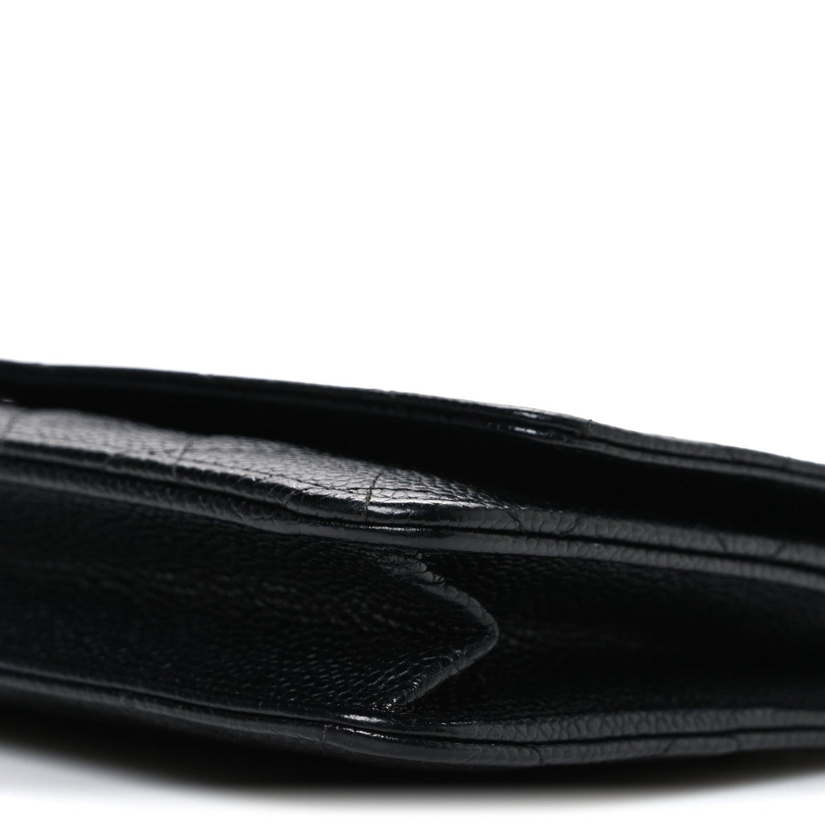 Caviar Quilted Wallet on Chain WOC Black