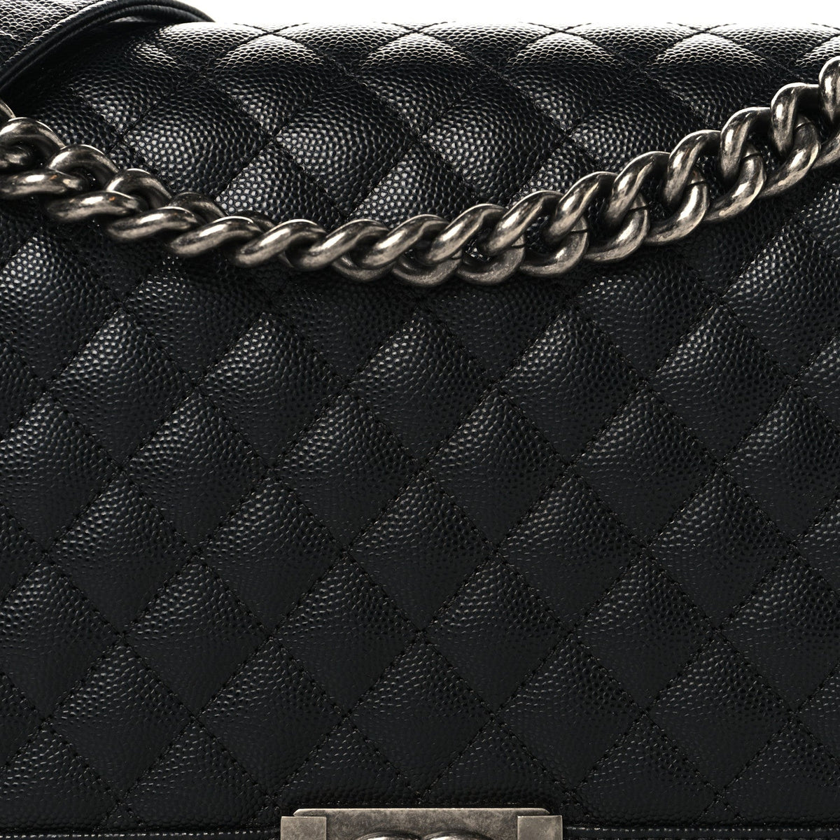 Caviar Quilted New Medium Boy Flap Black