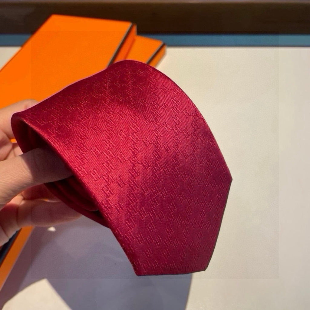 Hermès Men's Diamond H Pattern Silk Tie
