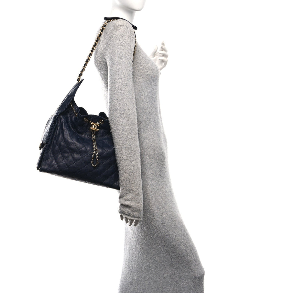 Caviar Quilted Medium Chanel 25 Handbag Dark Navy