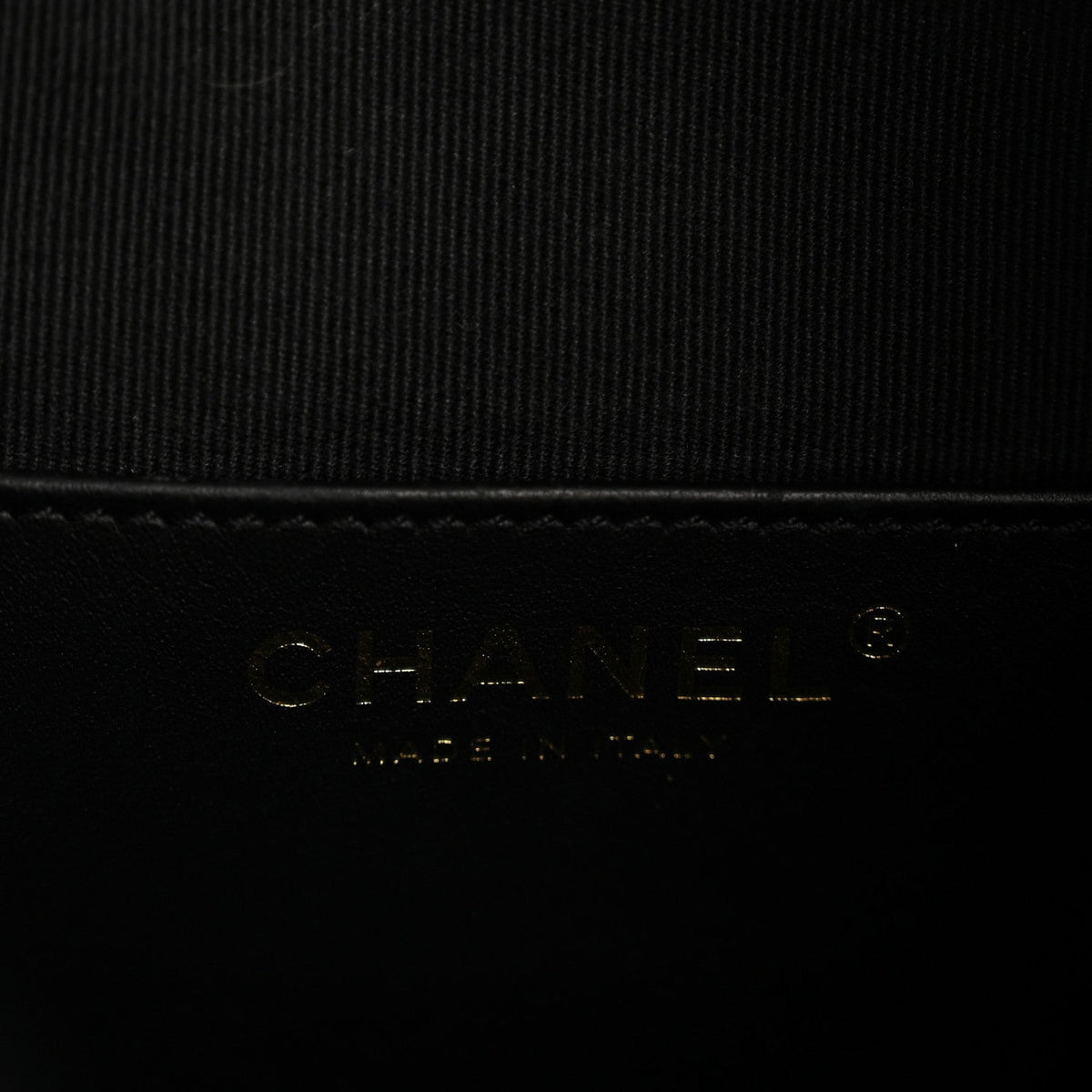 Shiny Crumpled Calfskin Quilted Medium Chanel 25 Handbag Black