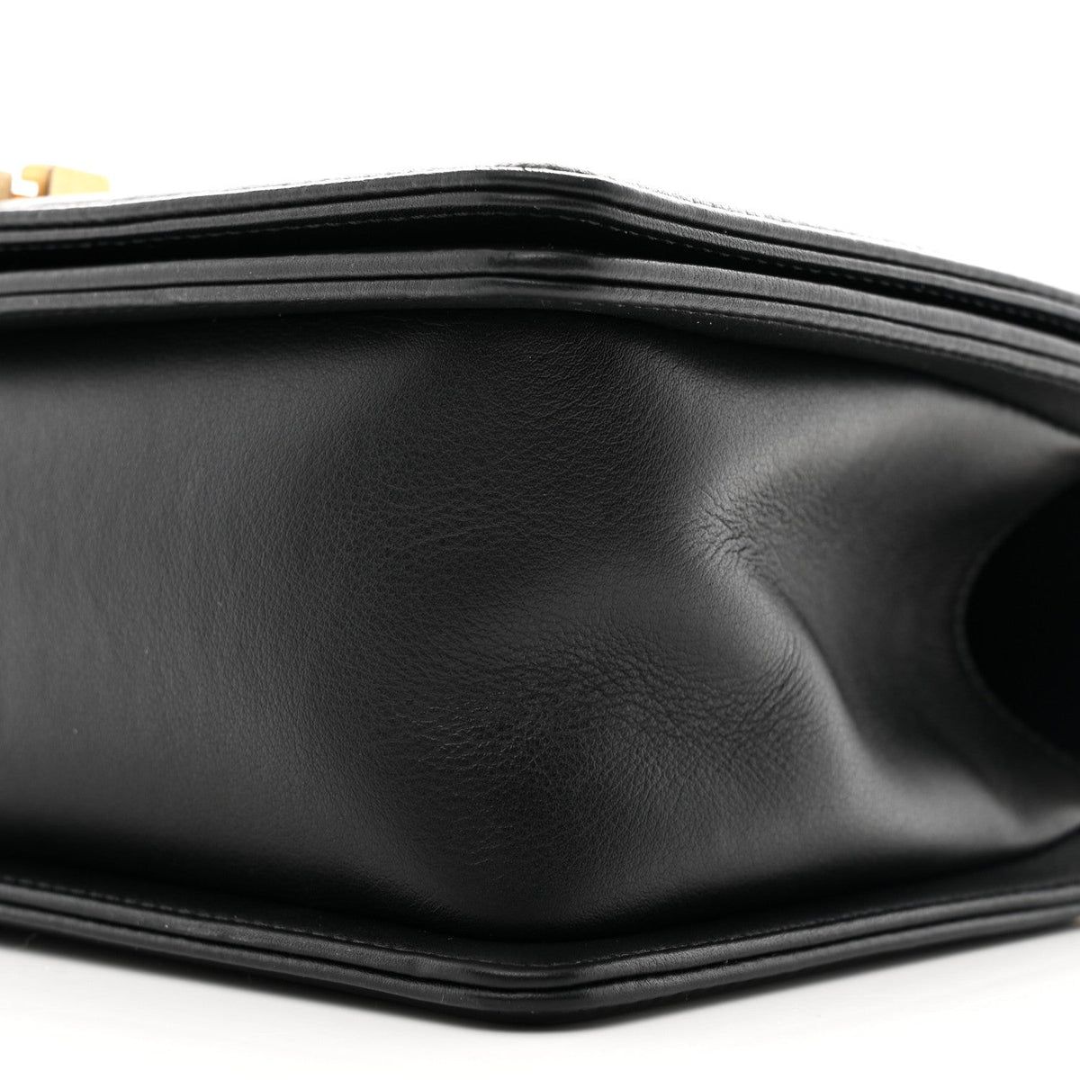 Lambskin Quilted Medium Boy Flap Black