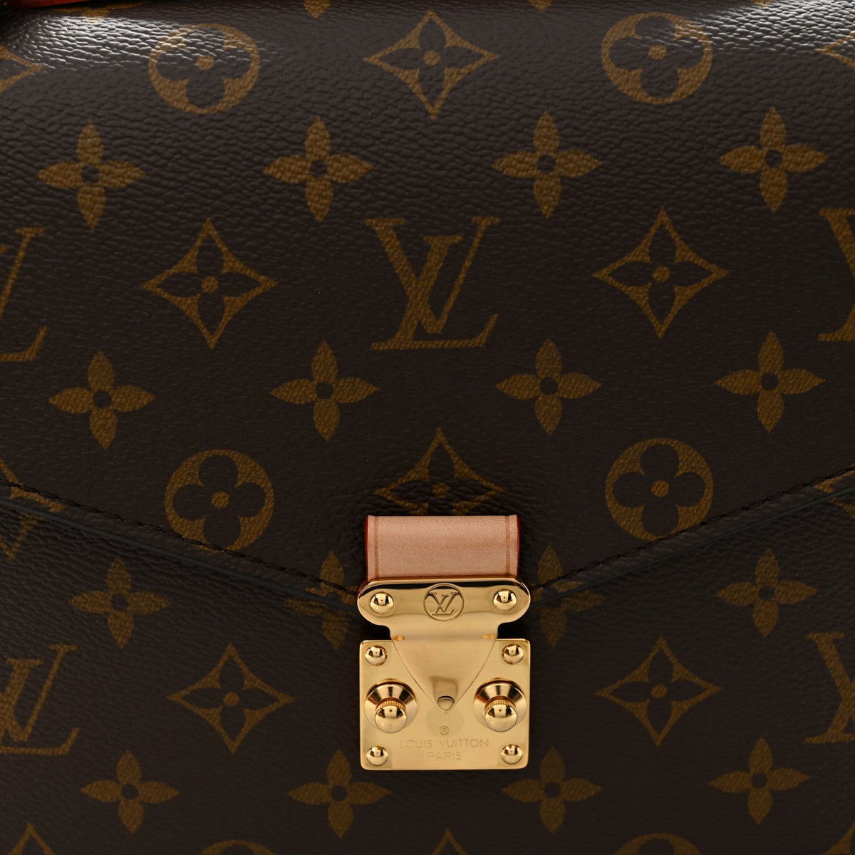 Monogram Pochette Metis