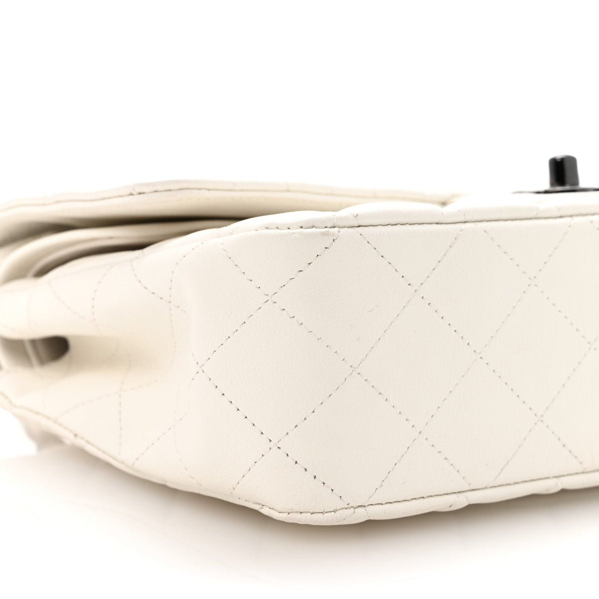 Crumpled Calfskin Quilted Medium Double Flap White