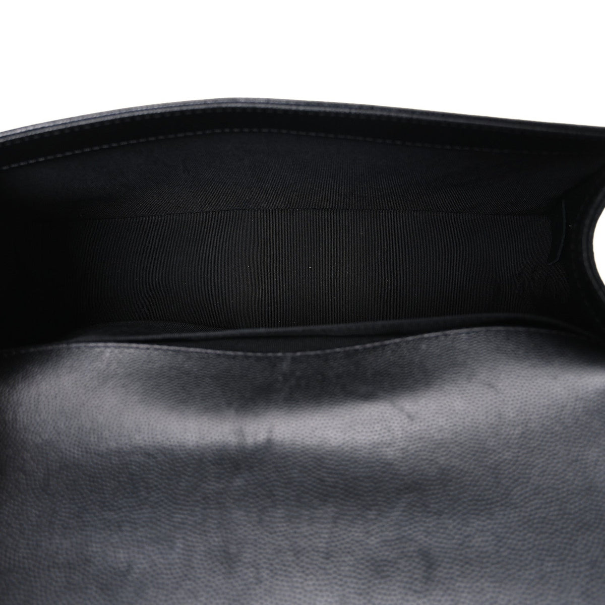 Caviar Quilted Medium Boy Flap Black