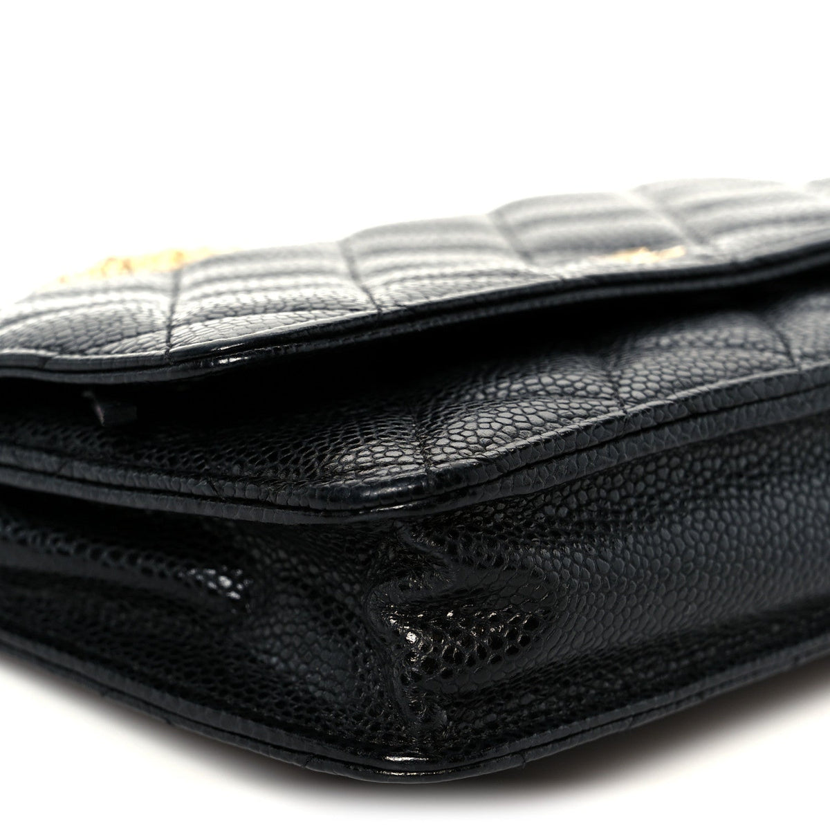 Caviar Quilted Wallet on Chain WOC Black