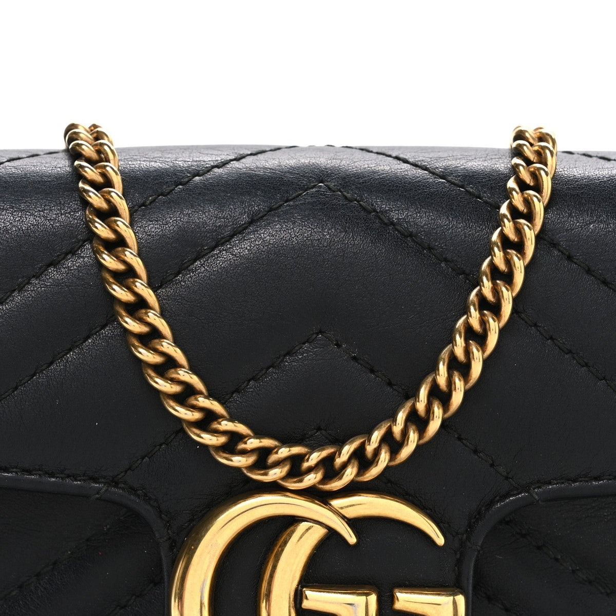 Calfskin Matelasse Super Mini GG Marmont Shoulder Bag Black