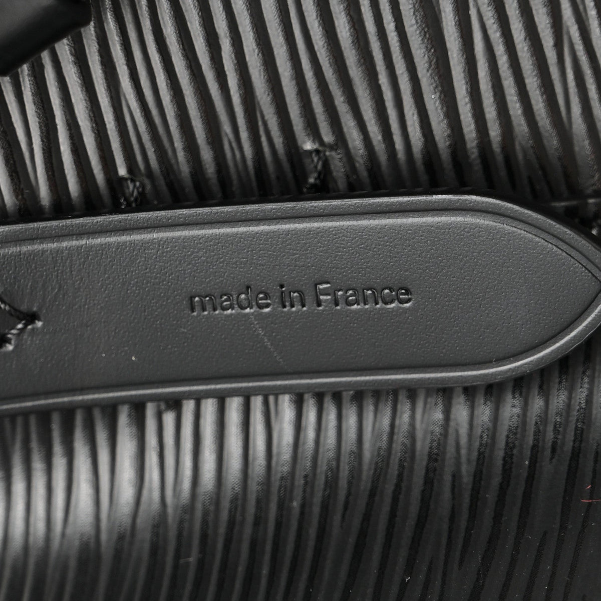 Epi Neonoe Black