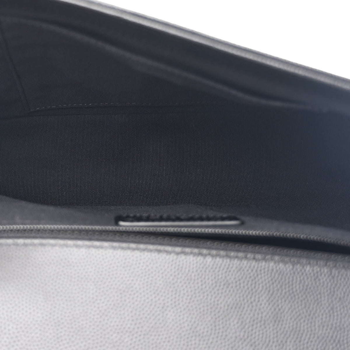 Caviar Quilted New Medium Boy Flap Black