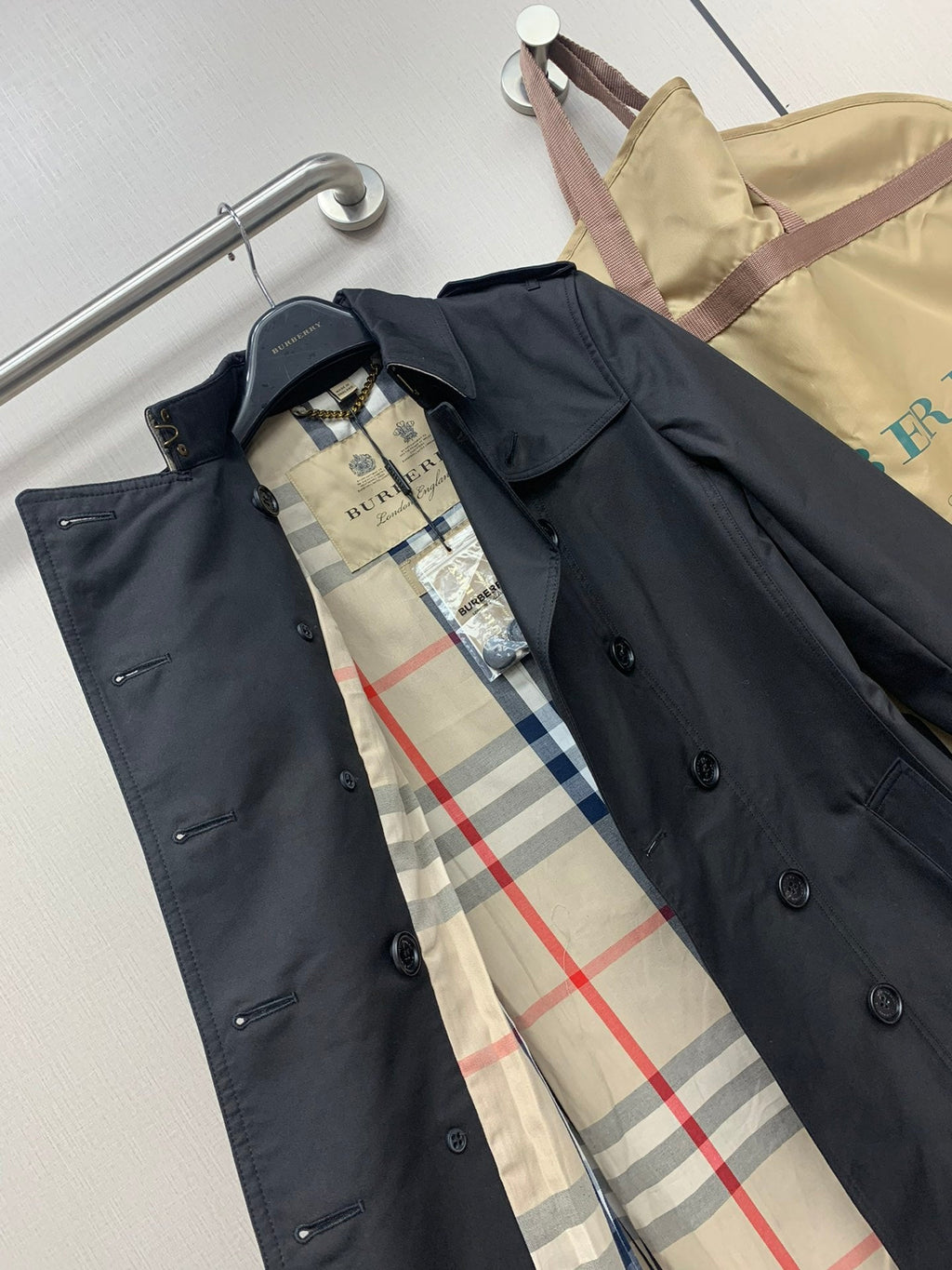 Burberry Sandringham Women's Trench Coat