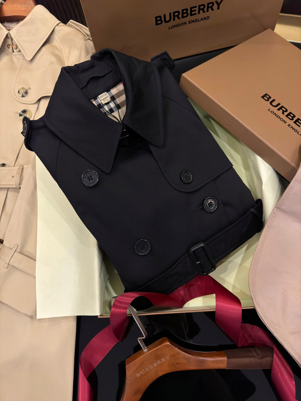 Burberry Heritage Long Trench Coat