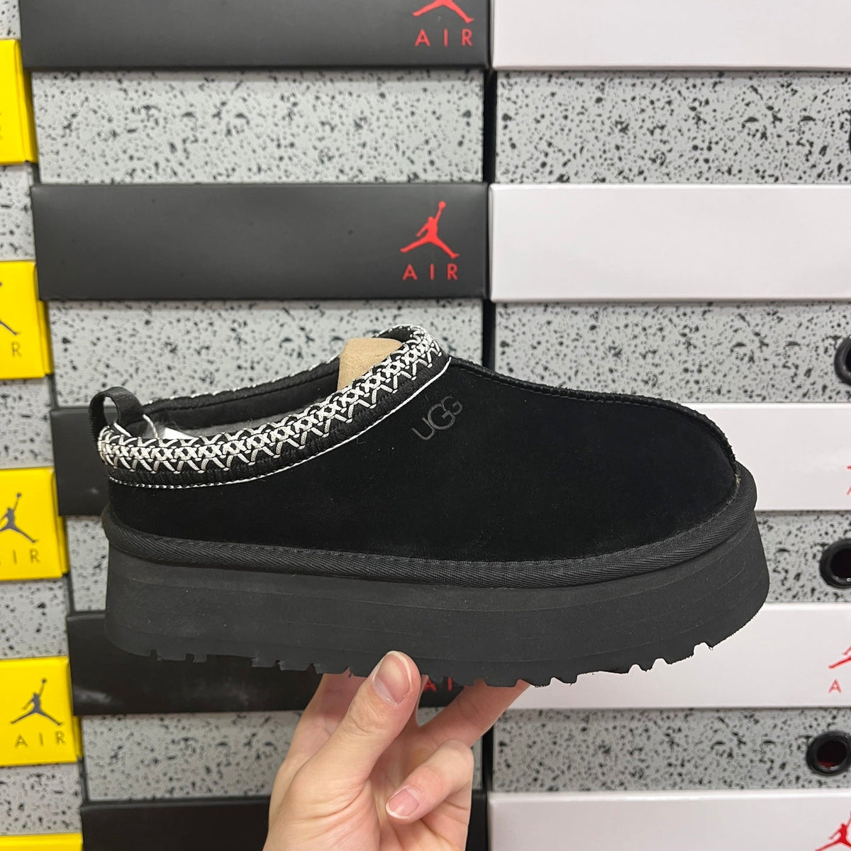 UGG Thick-Soled Low-Cut Fur Snow Boots