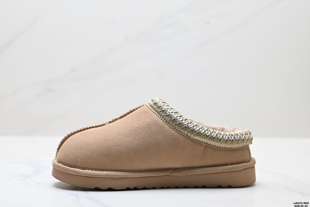 UGG Tazz Snow Boots