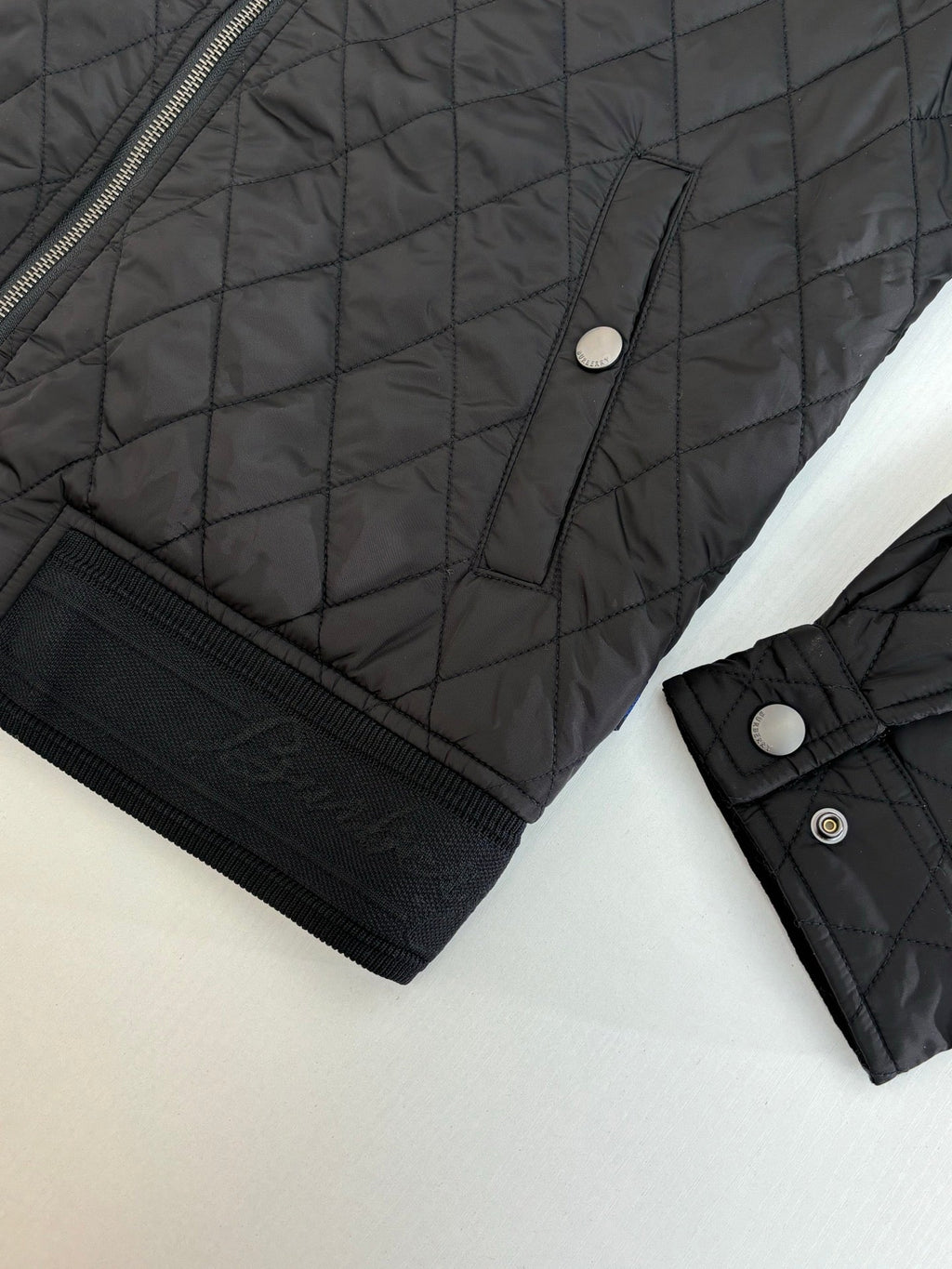 Burberry Diamond Quilted Stand Collar Nylon Jacket