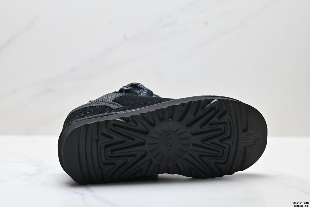 UGG LOWMEL Mid-Top Snow Boots